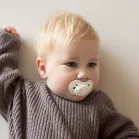 LOVI Cumlík svietiaci silikónový dynamický TEDDY LOVE 6-18m 2ks